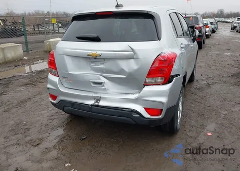 2020 Chevrolet Trax Fwd Ls z USA, uszkodzony, nr VIN 3GNCJKSB4LL195717